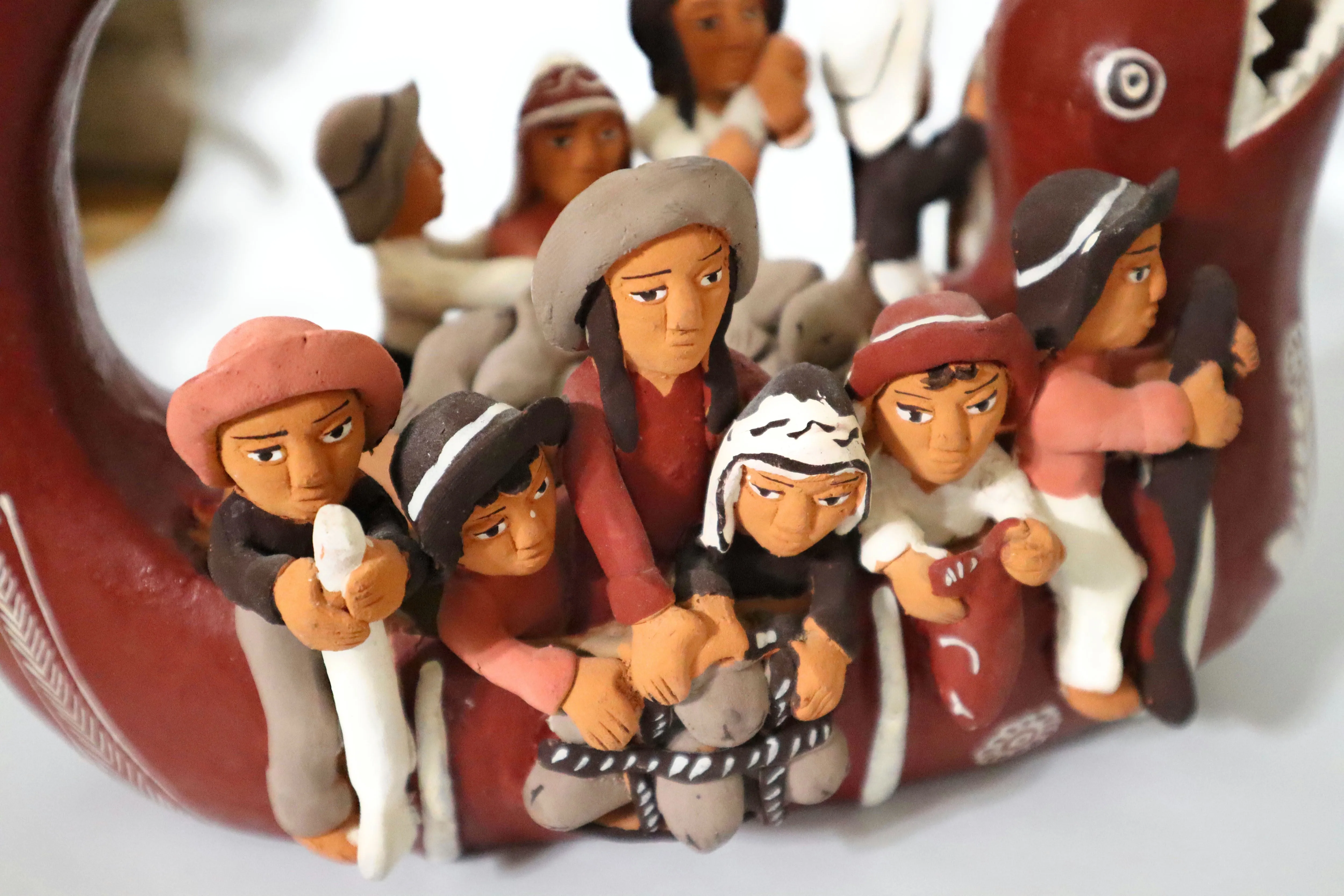 Peruvian Folk Art Fishermen in Boat Peruvian Quinua Ayachucho Ceramic 7" Tall
