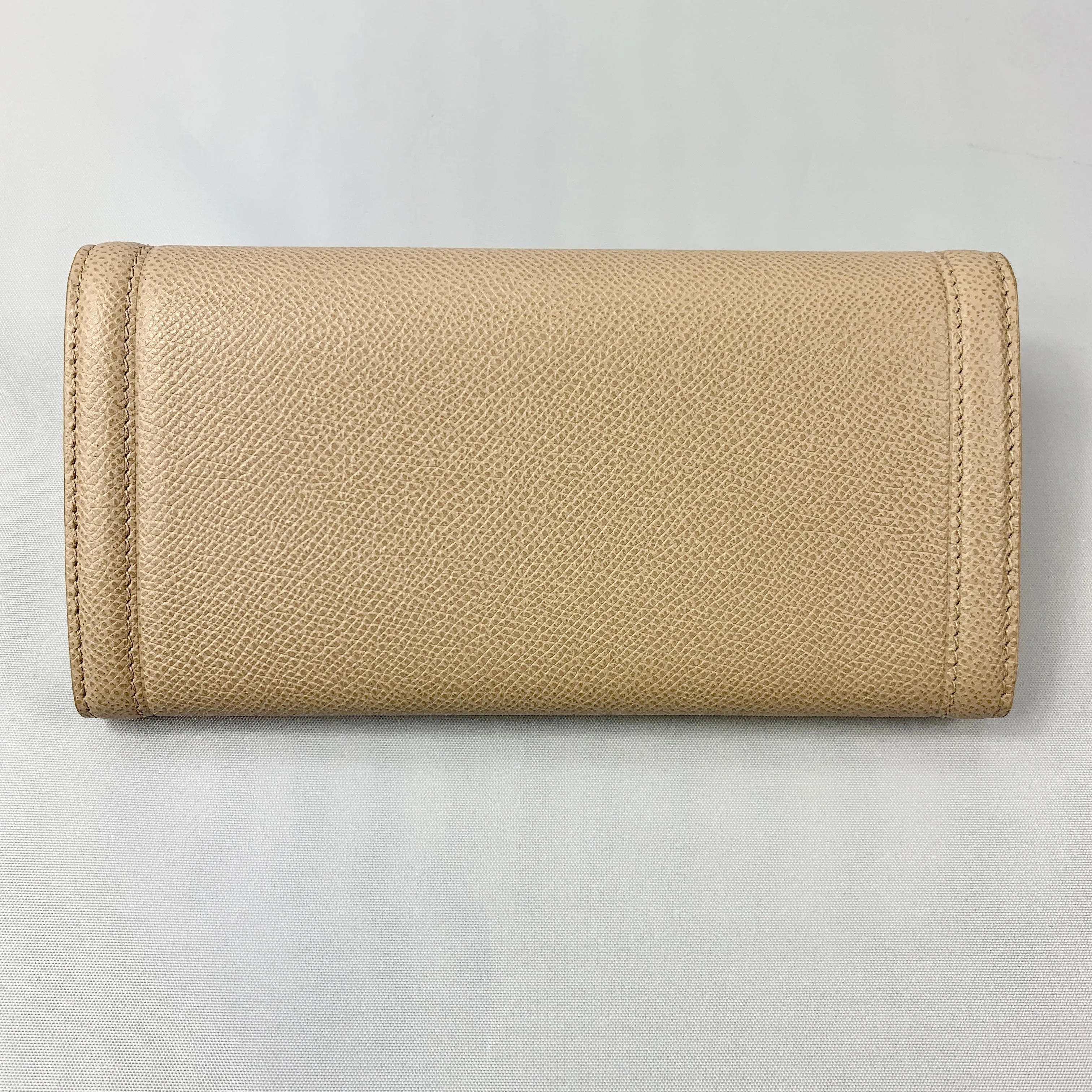 Salvatore Ferragamo Vara Bow Long Wallet in Macadamia Beige