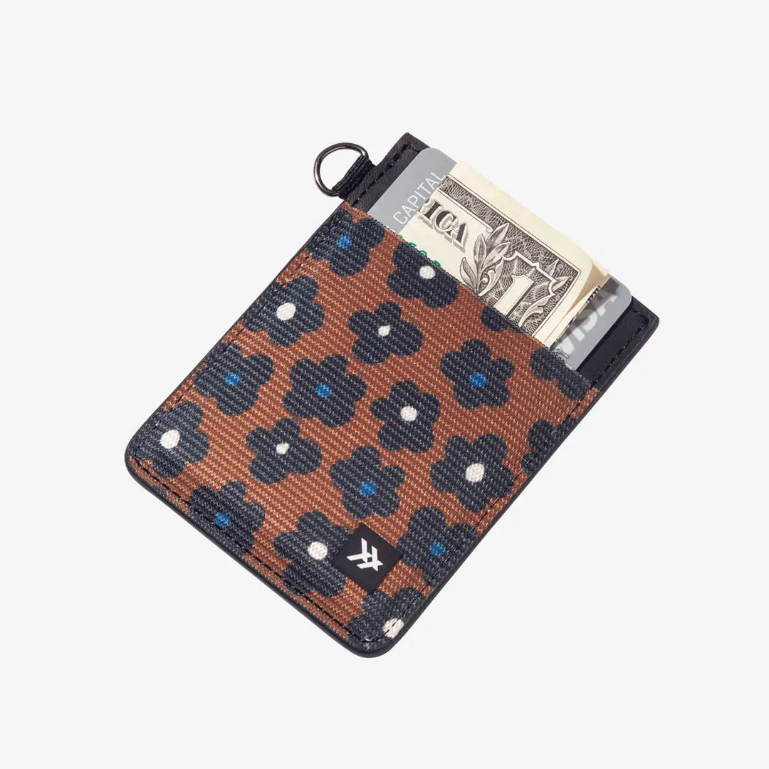 Thread Vertical Wallet