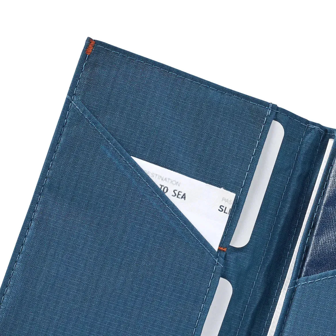 Travel Wallet | Nylon Edition