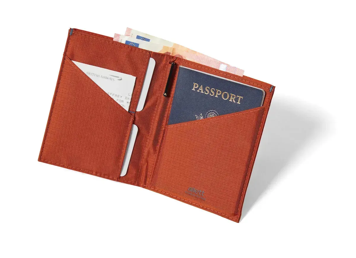 Travel Wallet | Nylon Edition